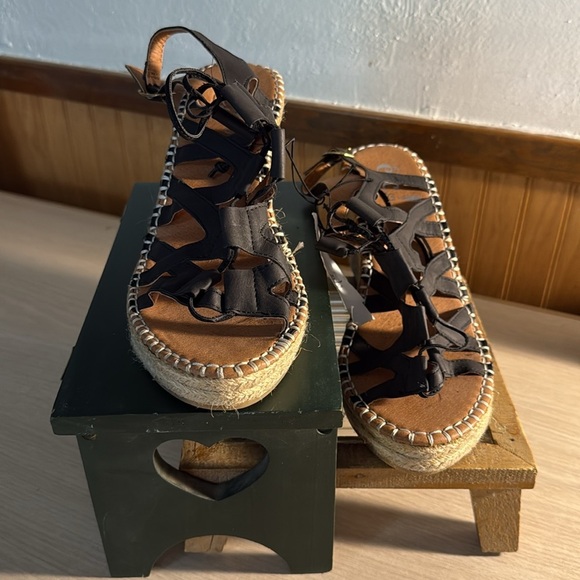 ETC! Black Faux Leather Lace up Cork Wedges - Picture 2 of 7